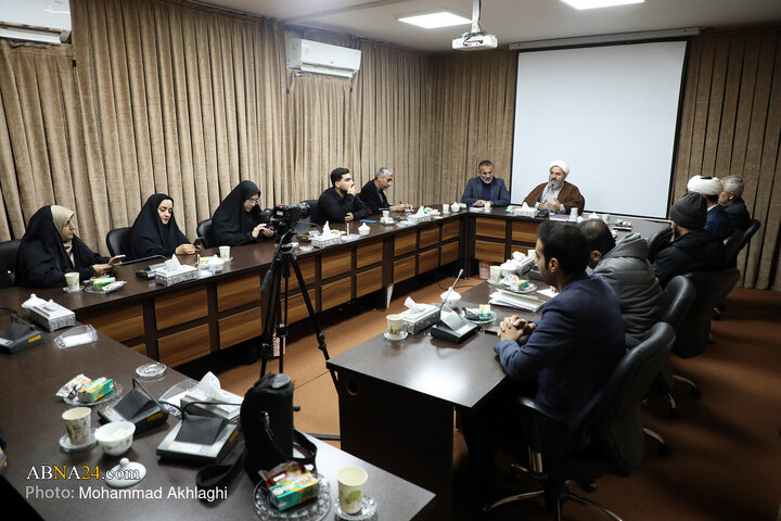 نشست خبری چهارمین یادواره شهدای گیلانی مقیم قم