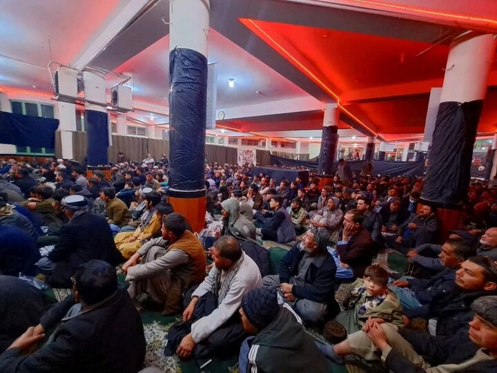 عکس خبری | برگزاری مراسم شام غریبان حضرت زهرا (س) در تکیه خانه‌ی چنداول کابل