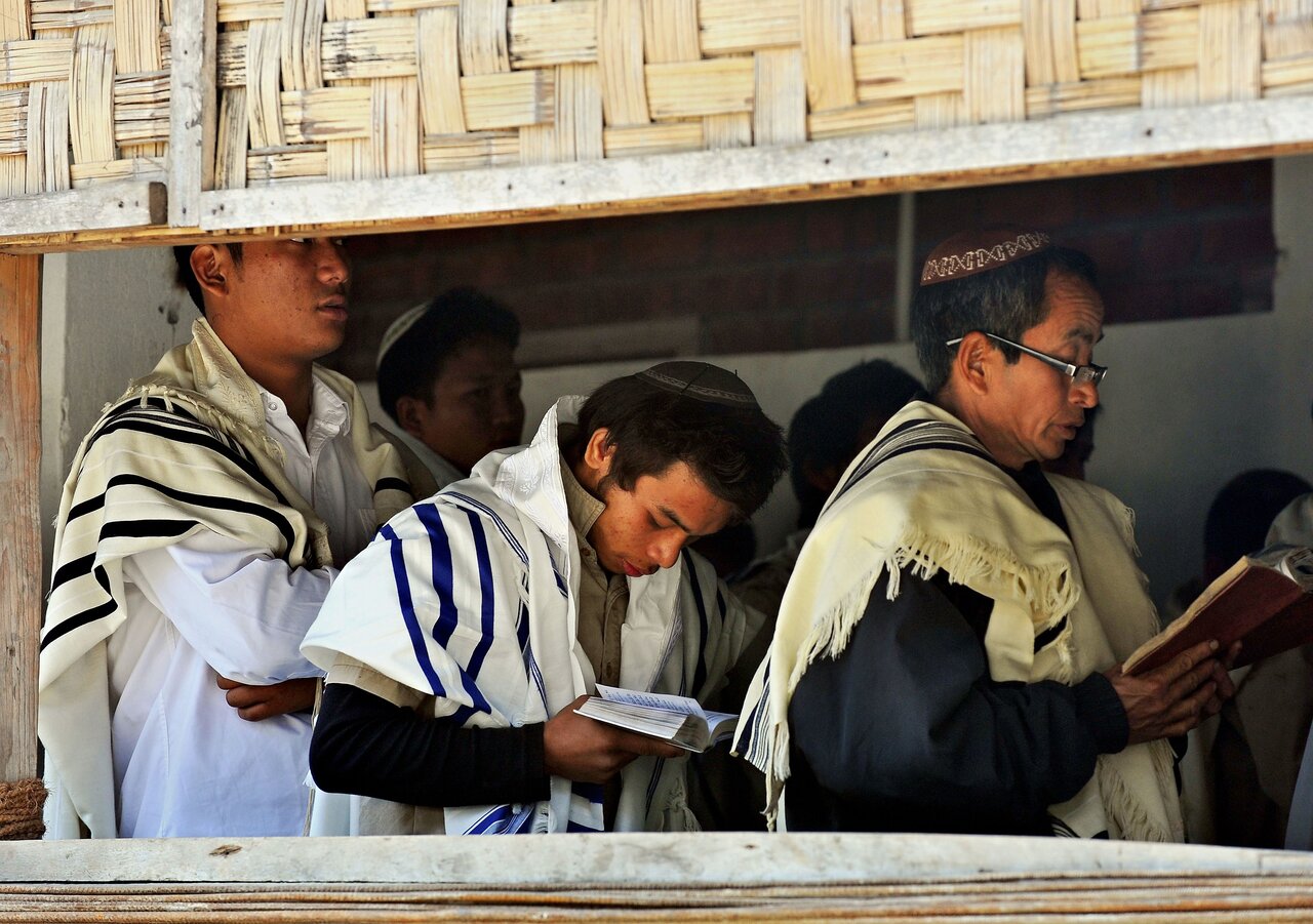 Israel set to bring thousands of Jews from India for settlement expansion