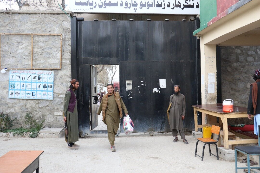 طالبان بیش از ۳۲۰۰ زندانی را آزاد کرد