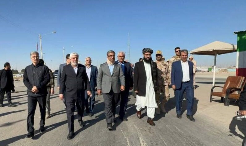 استاندار خراسان رضوی برای توسعه همکاری‌های دوجانبه به هرات سفر کرد