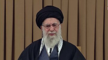ویدیو | توصیه پایانی رهبر انقلاب: برای باران، امنیت، عافیت و برای همه چیز متضرعانه از خدا کمک بخواهیم