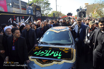 ဟဇရသ် အာယာသွလ္လာဟ် အလ်အွဇ်မာ ဝဟီးဒ် ခိုရာစာနီ  ကိုယ်တိုင်ပါဝင်သည့် သခင်မကြီး ဖွာတွေမဟ် ဇဲဟ်ရာ(စ.အ) ရှဟာဒသ် အလံ လှည့် (၁)  ။ ။ Photos