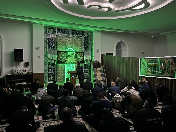 تقرير مصور/ مجلس عزاء استشهاد السيدة فاطمة الزهراء (ع) في مسجد الإمام الحسن (ع) بمدينة مارنولي الجورجية