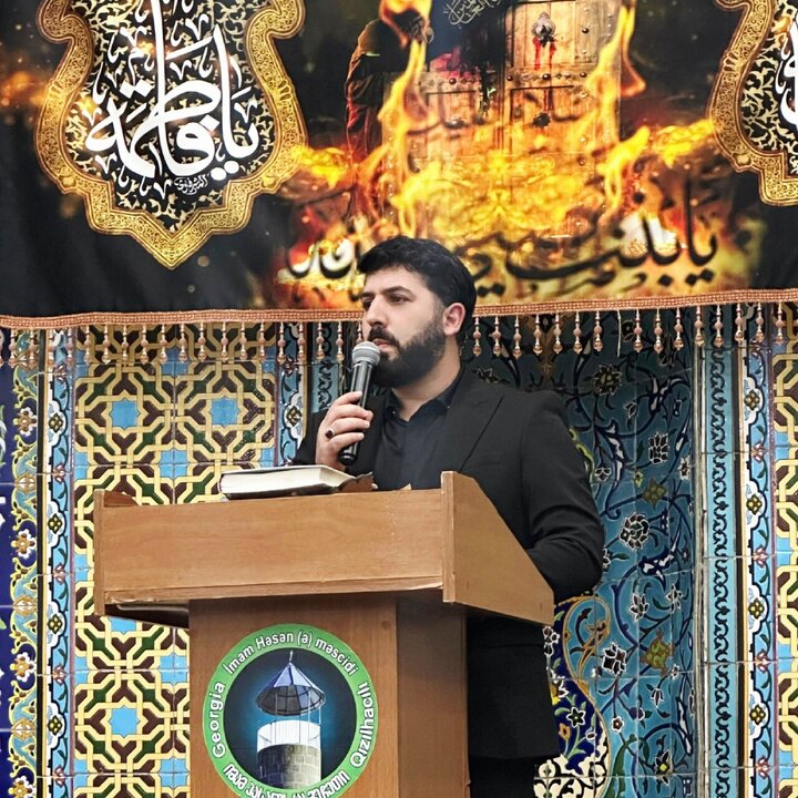 تقرير مصور/ مجلس عزاء استشهاد السيدة فاطمة الزهراء (ع) في مسجد الإمام الحسن (ع) بمدينة مارنولي الجورجية