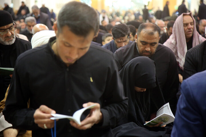 تقرير مصور/ قراءة "خطبة فدك" للسيدة الطاهرة "فاطمة الزهراء"(ع) بمناسبة شهادتها في حرم السيدة فاطمة المعصومة (ع)