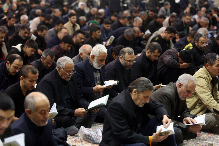 تقرير مصور/ قراءة "خطبة فدك" للسيدة الطاهرة "فاطمة الزهراء"(ع) بمناسبة شهادتها في حرم السيدة فاطمة المعصومة (ع)