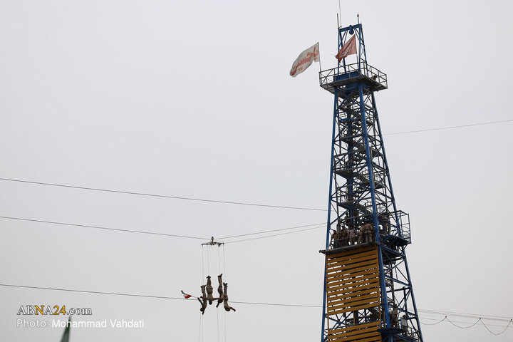 Foto / Tahran'da Basiç Güçlerinin Büyük Güç Gösterisi Manevrası