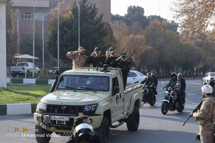 Foto / Tahran'da Basiç Güçlerinin Büyük Güç Gösterisi Manevrası