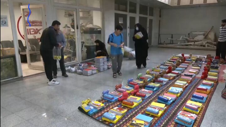 ویدئو | توزیع بیش از ۷۰ بسته کمک آموزشی توسط انجمن نیکوکاری مهاجران افغانسنان در ایران