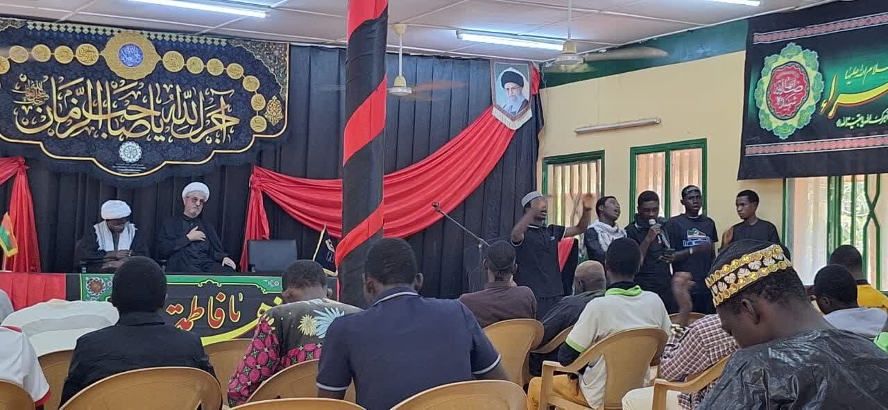 برپایی موکب عزاداری حضرت فاطمه زهراء(س) در بورکینافاسو + عکس