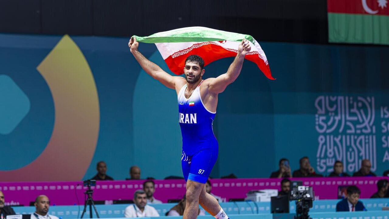 Dünya Federasiyasının veb saytında İran güləşçilərinin parlaq çıxışı barədə reportaj yayımlanıb