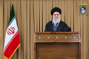 Али Рәһбәр: 12 ҝүнлүк мүһарибәдә Иран АБШ вә сионист режимини мәғлуб етди