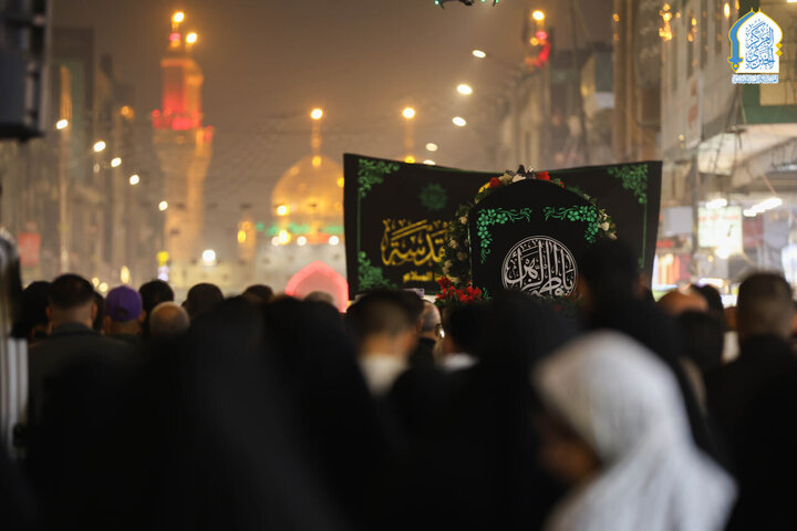 Informe fotográfico | Kadhimiya Holy Shrine acoge funeral simbólico de la Excelencia Fátima al-Zahra (la paz sea con ella)