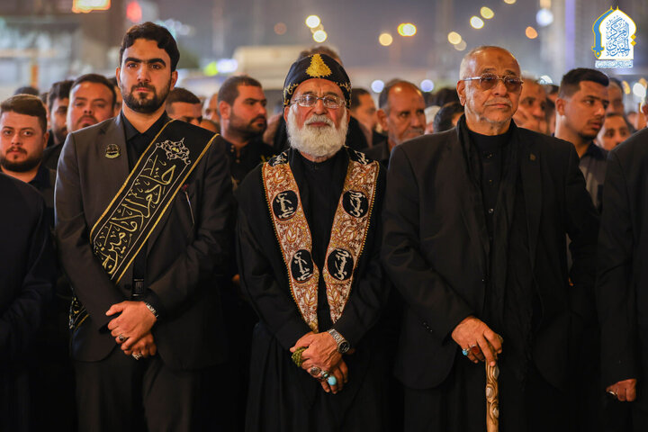 Informe fotográfico | Kadhimiya Holy Shrine acoge funeral simbólico de la Excelencia Fátima al-Zahra (la paz sea con ella)