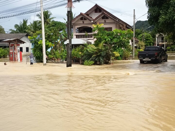 ထိုင်းနိုင်ငံ တောင်ပိုင်း ဆတွန်း ခရိုင်ရှိ  အေမာမ် ရေဇာ (အ.စ) မတ်စ်ဂျစ်ဒ် ၏ အခြေအနေ  ။ ။ Photos