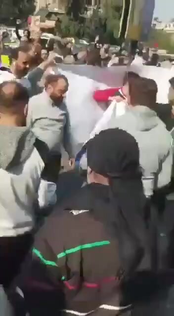 ဆီးရီးယားတွင် အစ္စရေးအလံ မီးရှို့ ။ ။ video