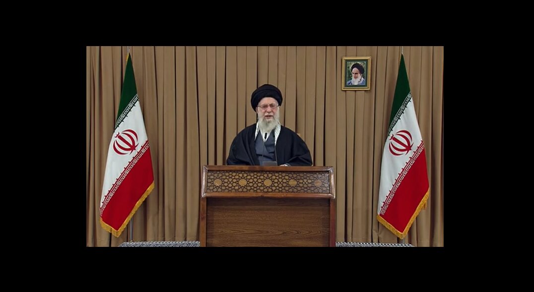 Wazayuni hawawezi kusababisha majanga yote haya bila msaada wa Marekani. Ujumbe unaodaiwa kutumwa kwa Marekani ni uongo mtupu.”