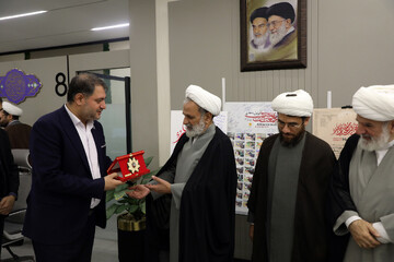 Фото Репортаж | Динләр вә Мәзһәбләр Университетинин рәһбәринин АБНА Хәбәр Аҝентлијинә сәфәри