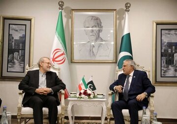 ¿Anuncia la visita de Ali Larijani a Pakistán una inminente alianza estratégica Teherán-Islamabad-Riad?