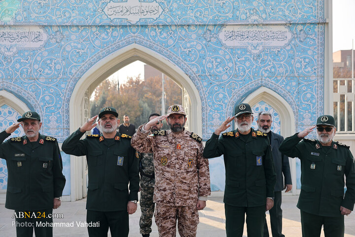 رزمایش بزرگ اقتدار بسیجیان پنجشنبه (۶ آذر ۱۴۰۴) با حضور گردان‌های بسیج سپاه حضرت محمد رسول‌الله(ص) در دانشگاه افسری امام حسین (ع) تهران برگزار شد.