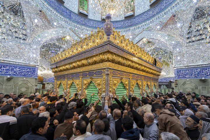 Informe fotográfico | Conmemoración de la Noche del Viernes en el Santuario Sagrado de Hazrat Abbas (la paz sea con él)