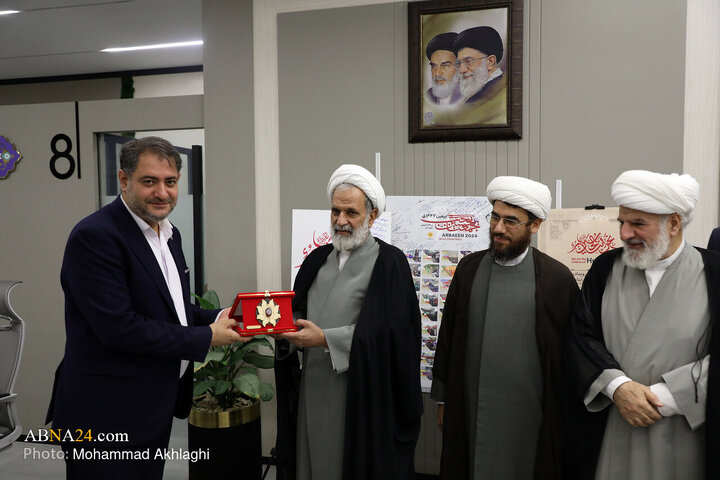 Photos: Acting President of University of Religions and Denominations visits ABNA News Agency