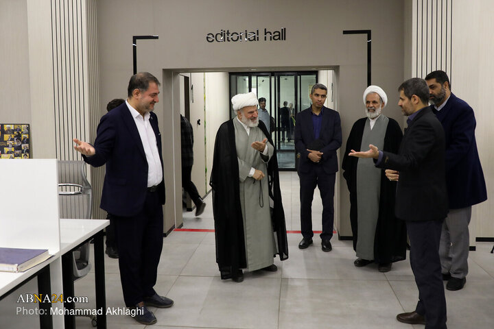 Photos: Acting President of University of Religions and Denominations visits ABNA News Agency