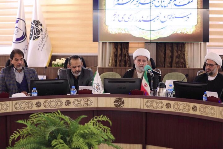 تقرير مصور/ إقامة ندوة تعريفية استعدادًا لمؤتمره العلمي حول أثر التراث البَصْري في الفكر الإنساني بمدينة مشهد