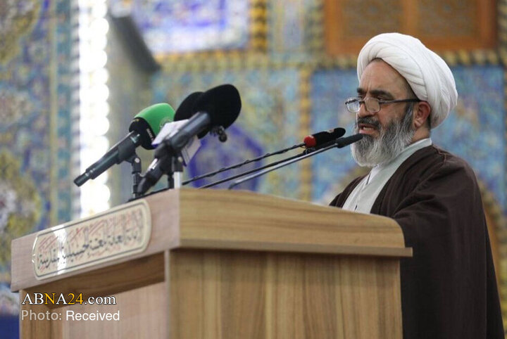 کنگره بزرگداشت علامه نائینی در حرم امام حسین(ع)