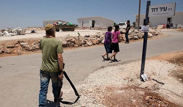 Fanatic Settlers Attack Shepherds & Property in Occupied Al-Quds & Ramallah
