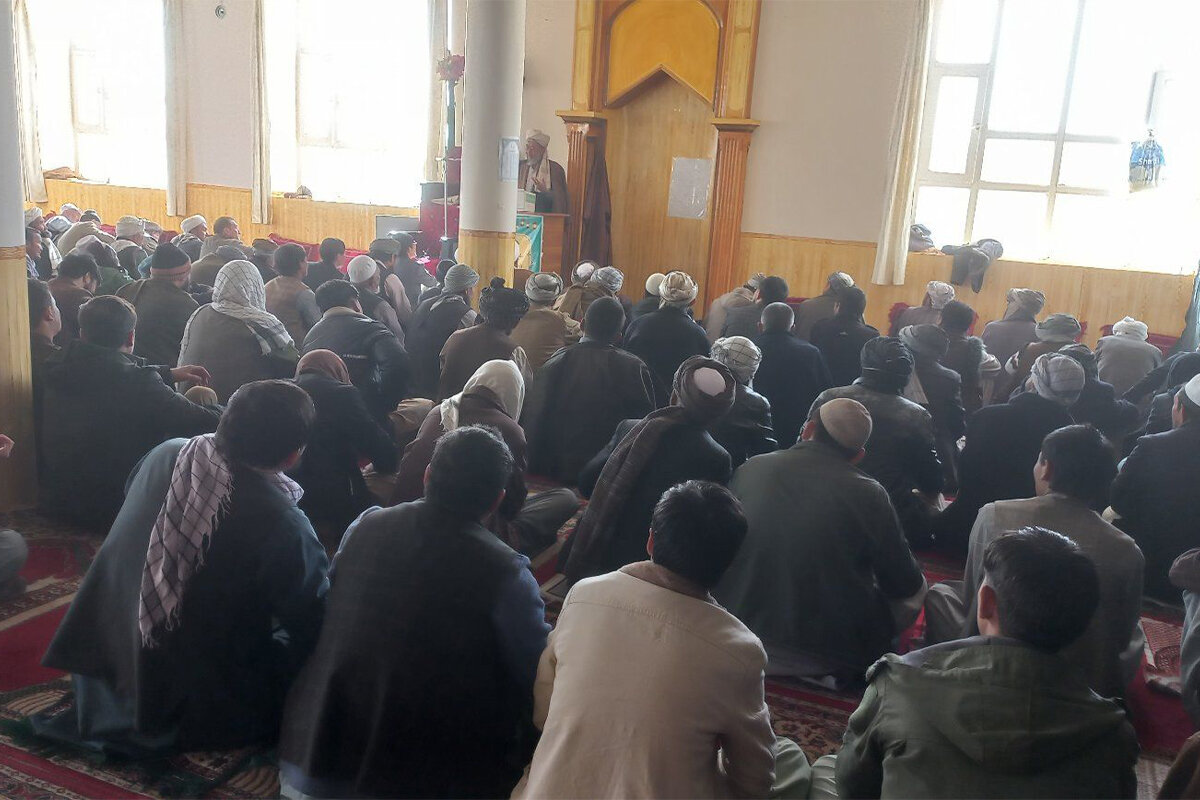 بررسی »صفات مؤمن« در نماز جمعه شیعیان استان غزنی افغانستان