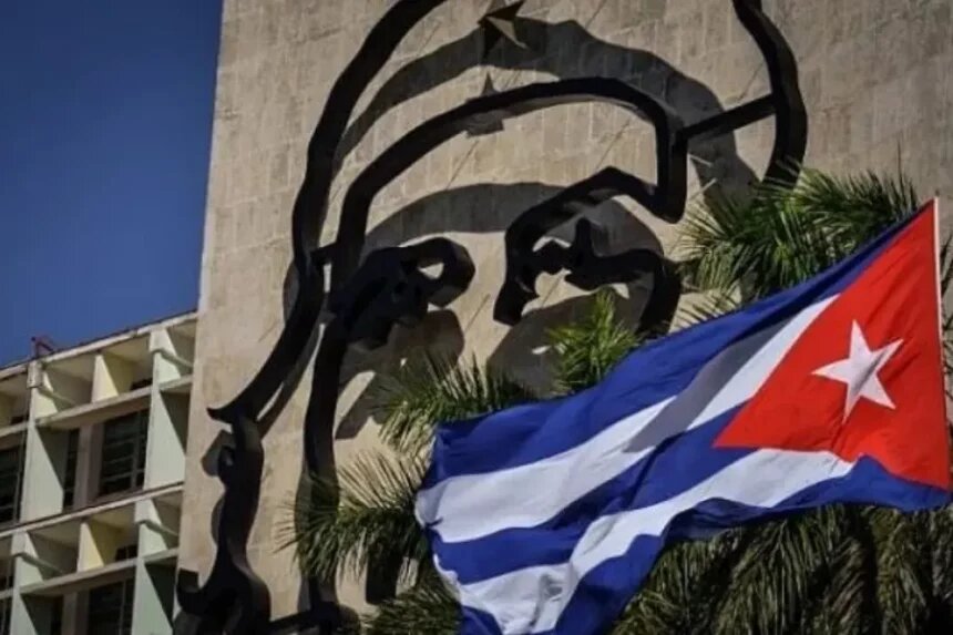 Küba’dan ABD’ye Venezuela Uyarısı: Bölgeyi Kaosa Sürükleme Planı Bozulacak