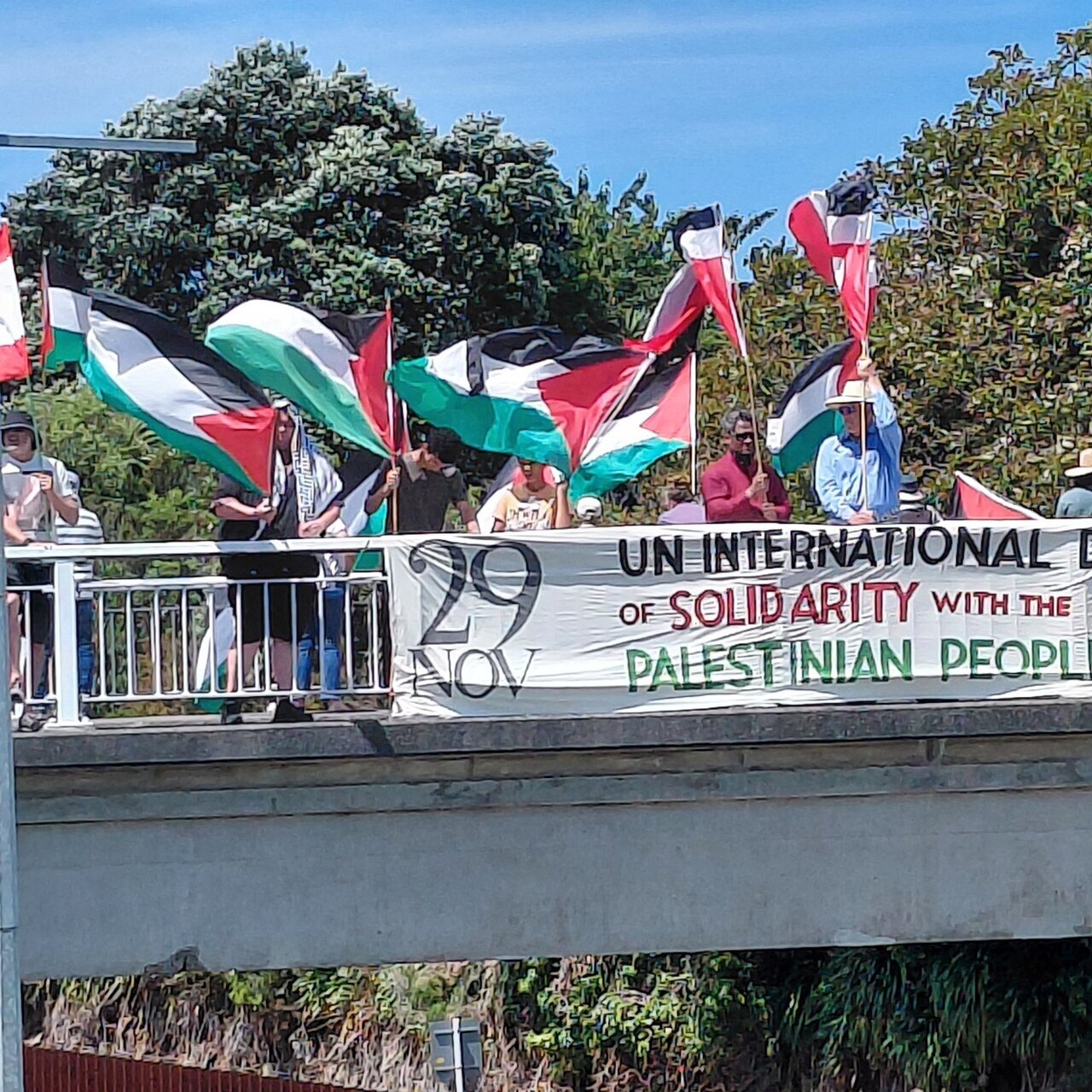 حامیان فلسطین در نیوزیلند خواستار قطع روابط با اسرائیل شدند + تصاویر