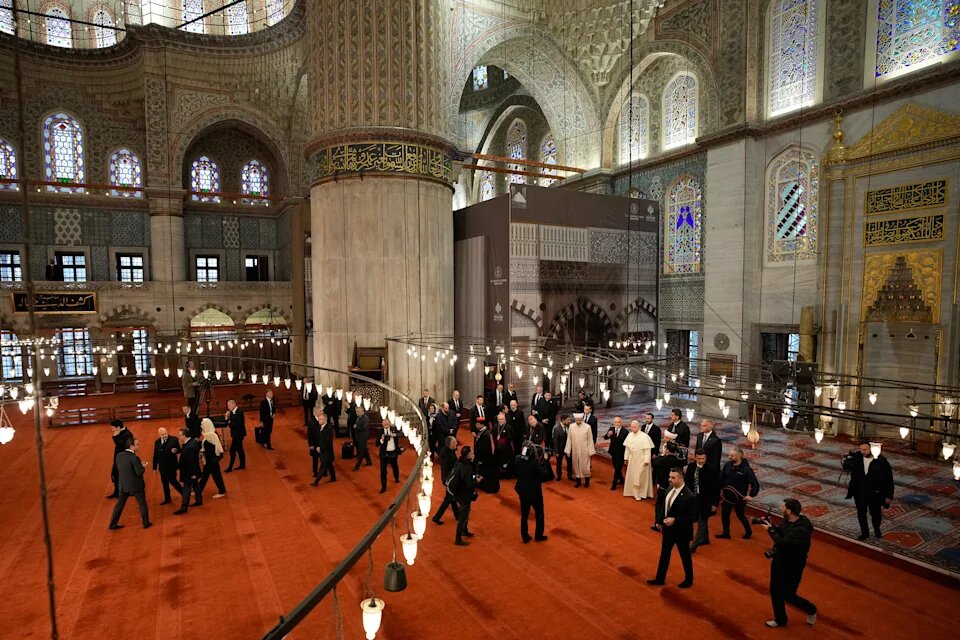 بازید پاپ از مسجد آبی استانبول + تصاویر