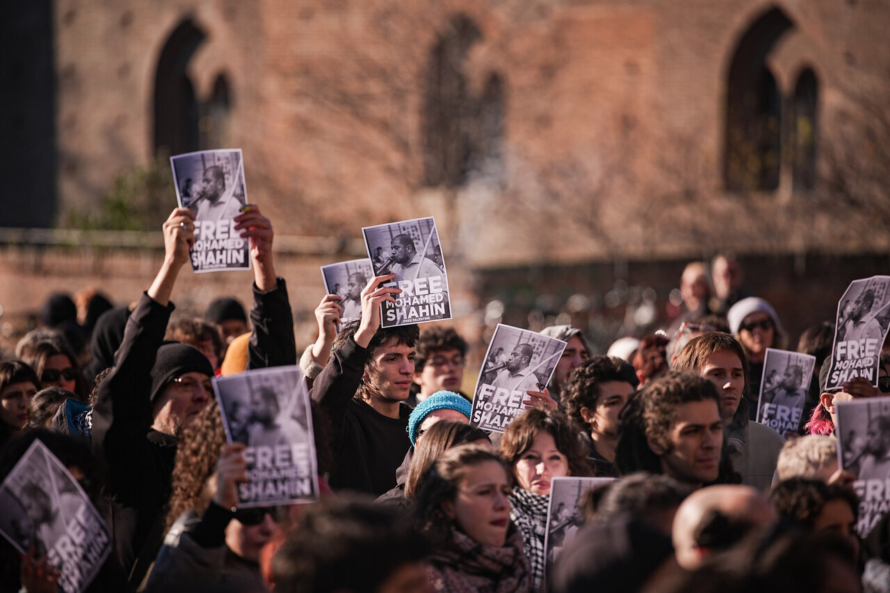 Demonstrasi Warga Italia Tuntut Pembebasan Tokoh Muslim Turin