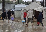 গাজার খান ইউনিস শহর বিপর্যয়ের দ্বারপ্রান্তে।