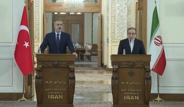 وان میں ایرانی قونصل خانہ جلد فعال ہوگا، شام کو سب سے بڑا خطرہ اسرائیل سے ہے: عباس عراقچی