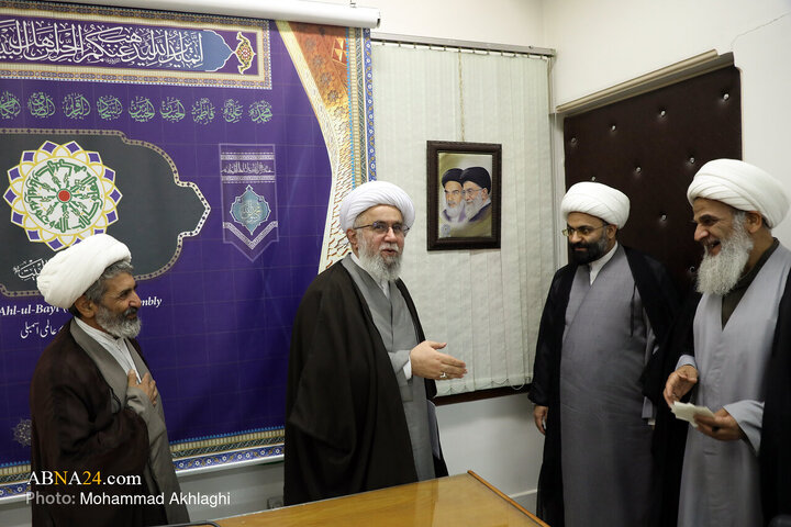 Photos: Organizers of National Conference Honoring Ayatollah Yazdi meet with Secretary-General of AhlulBayt World Assembly
