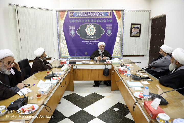Photos: Organizers of National Conference Honoring Ayatollah Yazdi meet with Secretary-General of AhlulBayt World Assembly