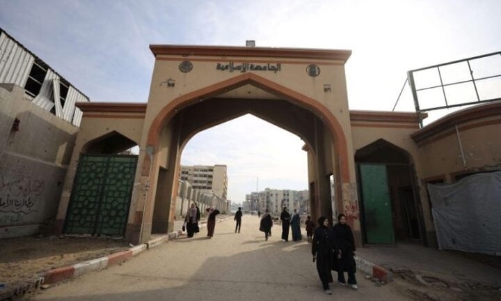 بازگشت تاریخی دانشجویان دانشگاه اسلامی غزه به کلاس‌های درس + تصاویر