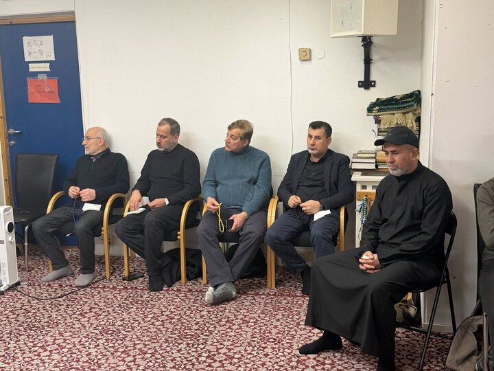 تقرير مصور/ مركز الإمام الرضا (ع) يقيم مجلس عزاء استشهاد السيدة "فاطمة الزهراء" (ع) في العاصمة النرويجية