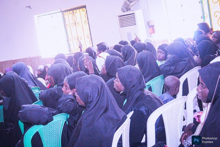 تقرير مصور/ مجلس عزاء استشهاد السيدة الطاهرة "فاطمة الزهراء" (ع) في مدينة "هاديجيا" النيجيرية