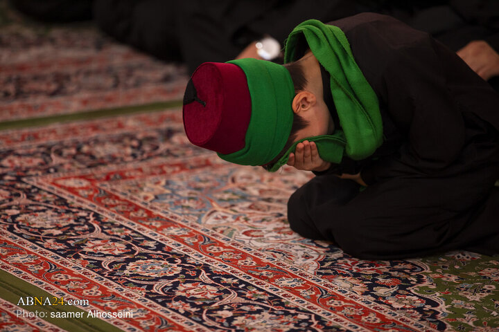 ဟဇရသ် အဘာစ် (အ.စ) ၏ ရောင်ဇာတော် တွင် သခင်မကြီး ဖွာတွေမဟ် (စ.အ) ၏ အတွက် အဇါဒါရီ ပြုလုပ် ။ ။ Photos