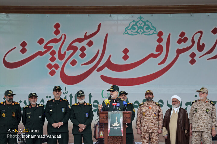 Reportaja wêneyî" an | Manewereke mezin a hêzên çekdar yên Basijê li Tehranê