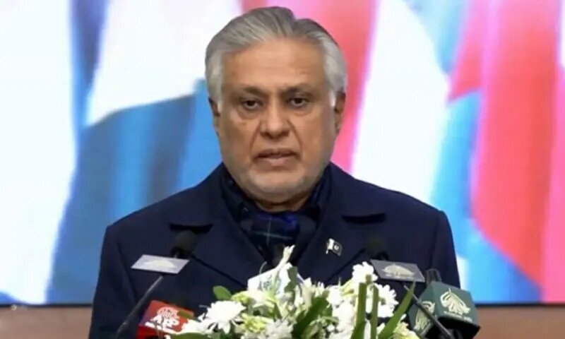 مسلم اُمہ کو متحد ہو کر تمام عصری چیلنجز کا سامنا کرنا ہوگا، اسحٰق ڈار