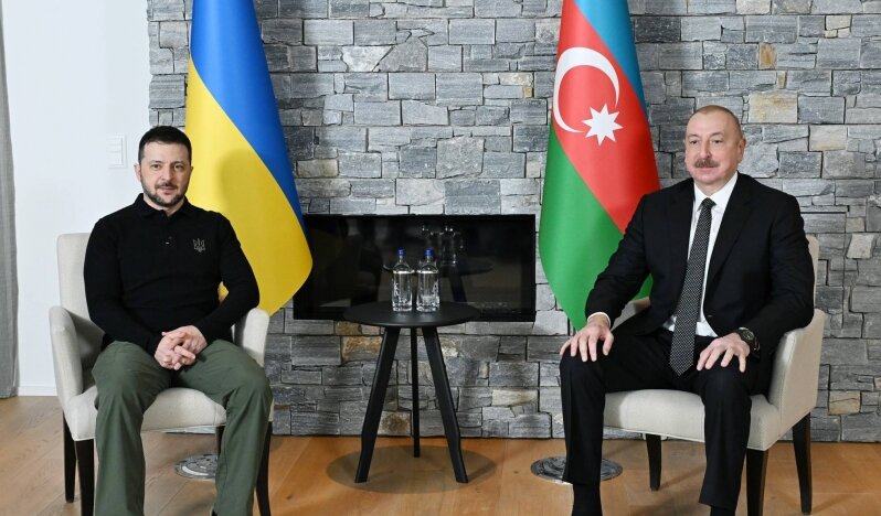 Azerbaycan'dan Batı Propagandasına Yanıt: Ukrayna İddiaları Yalanlandı