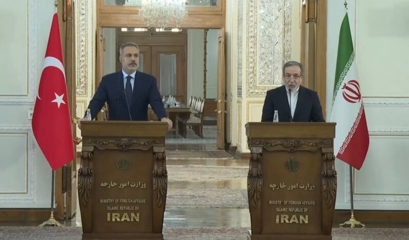 وان میں ایرانی قونصل خانہ جلد فعال ہوگا، شام کو سب سے بڑا خطرہ اسرائیل سے ہے: عباس عراقچی