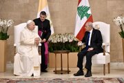 Lebanese Parliament Speaker presents Quran to Pope
