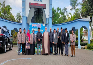 El presidente de Al-Mustafa visita el Complejo Educativo al-Kawthar en Indonesia